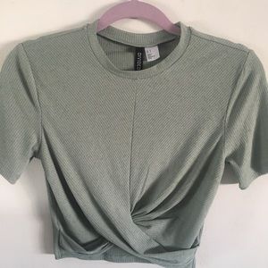 Front twist crop top